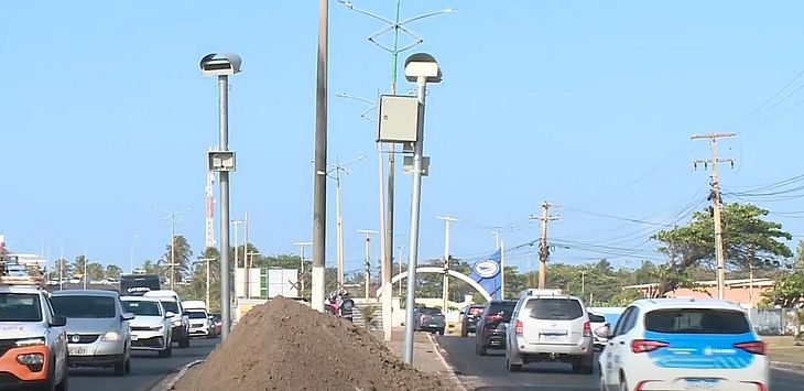 Novo radar? Entenda equipamento instalado em avenida de Maceió